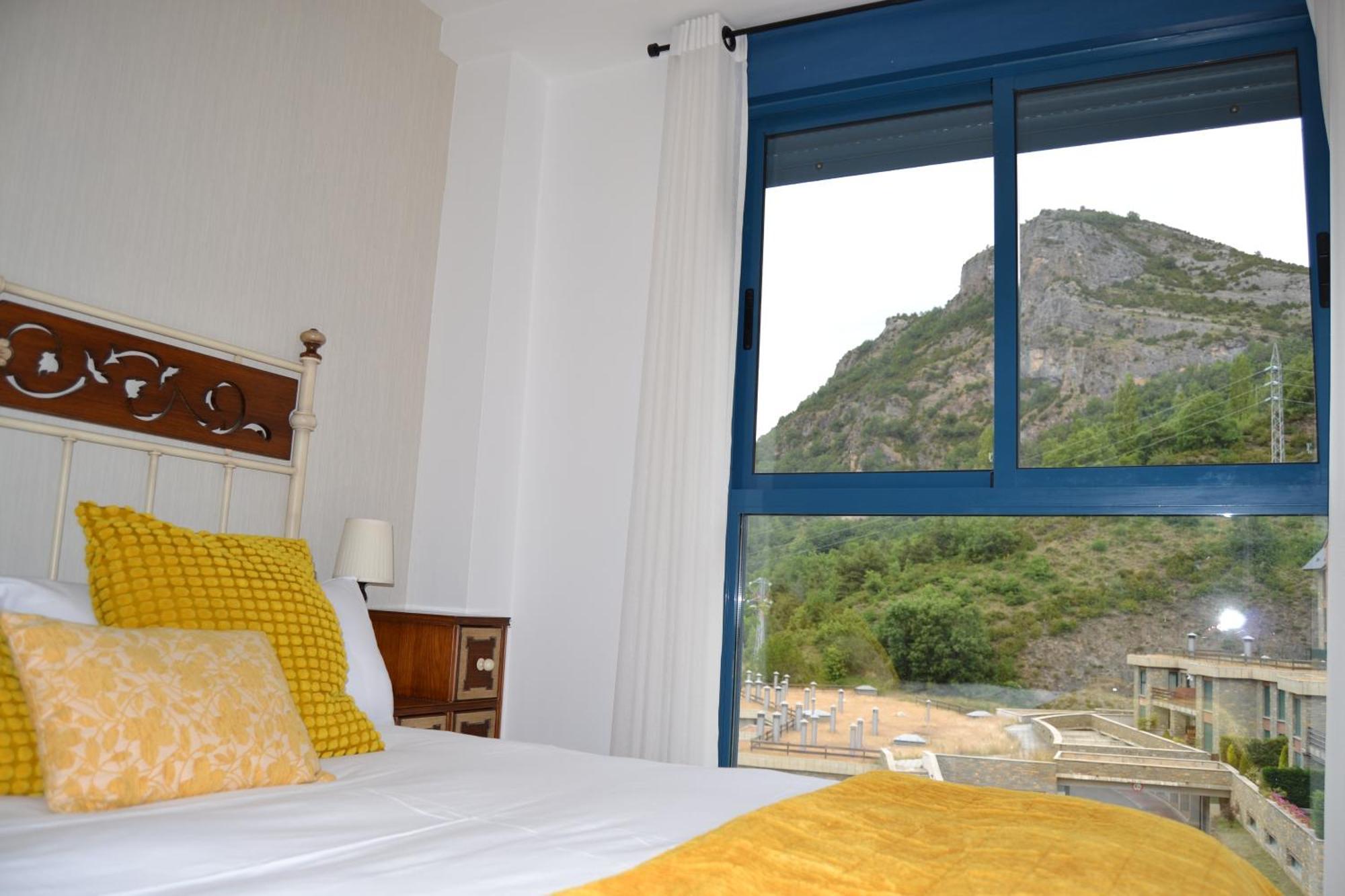 Ventanal De Saras Petfriendly Garaje Trastero Y Chimenea - Arafita Apartamentos パンティコサ エクステリア 写真