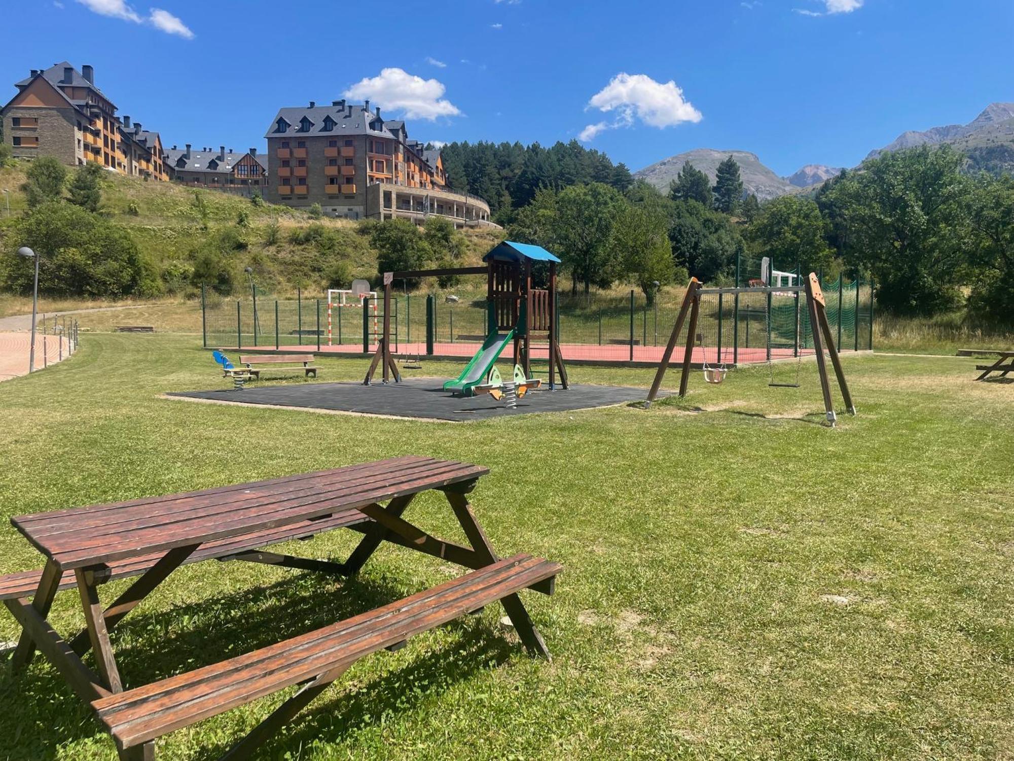 Ventanal De Saras Petfriendly Garaje Trastero Y Chimenea - Arafita Apartamentos パンティコサ エクステリア 写真